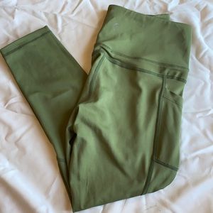 Zyia green pocket light n tights